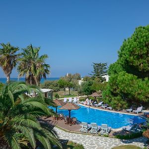 Alkyoni Beach Hotel